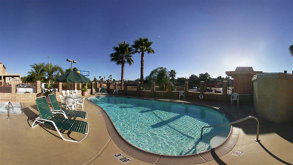 Holiday Inn Express San Diego South - National City By Ihg Exterior foto