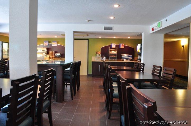 Holiday Inn Express San Diego South - National City By Ihg Restaurante foto